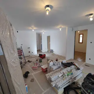 Travaux de plaquisterie